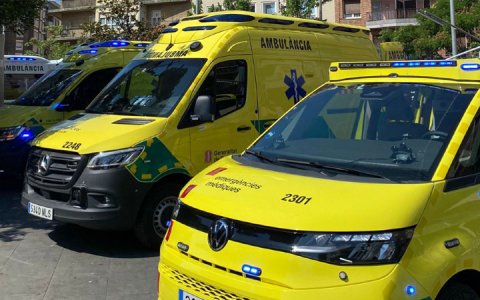 Noves ambulàncies de la Regió Sanitària de Lleida. (foto: Departament de Salut)