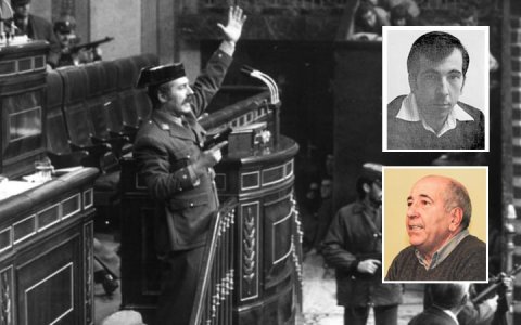 Tejero, en la irrupció a l'hemicicle. Dues fotografies de Josep Pau (1977/2021).